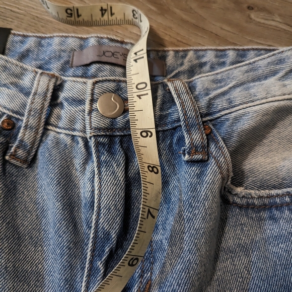 NWTs Joe's Niki boyfriend jeans, super soft, heavy denim 25 - Picture 4 of 8